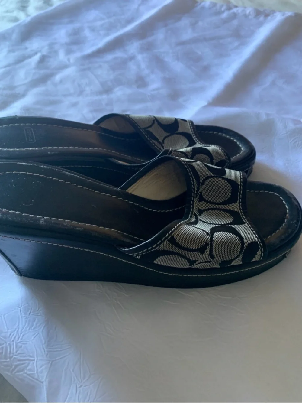 Vintage Y2K Coach Signature Fabric Charm-a Platform Wedge Slide Sandals, size 8M